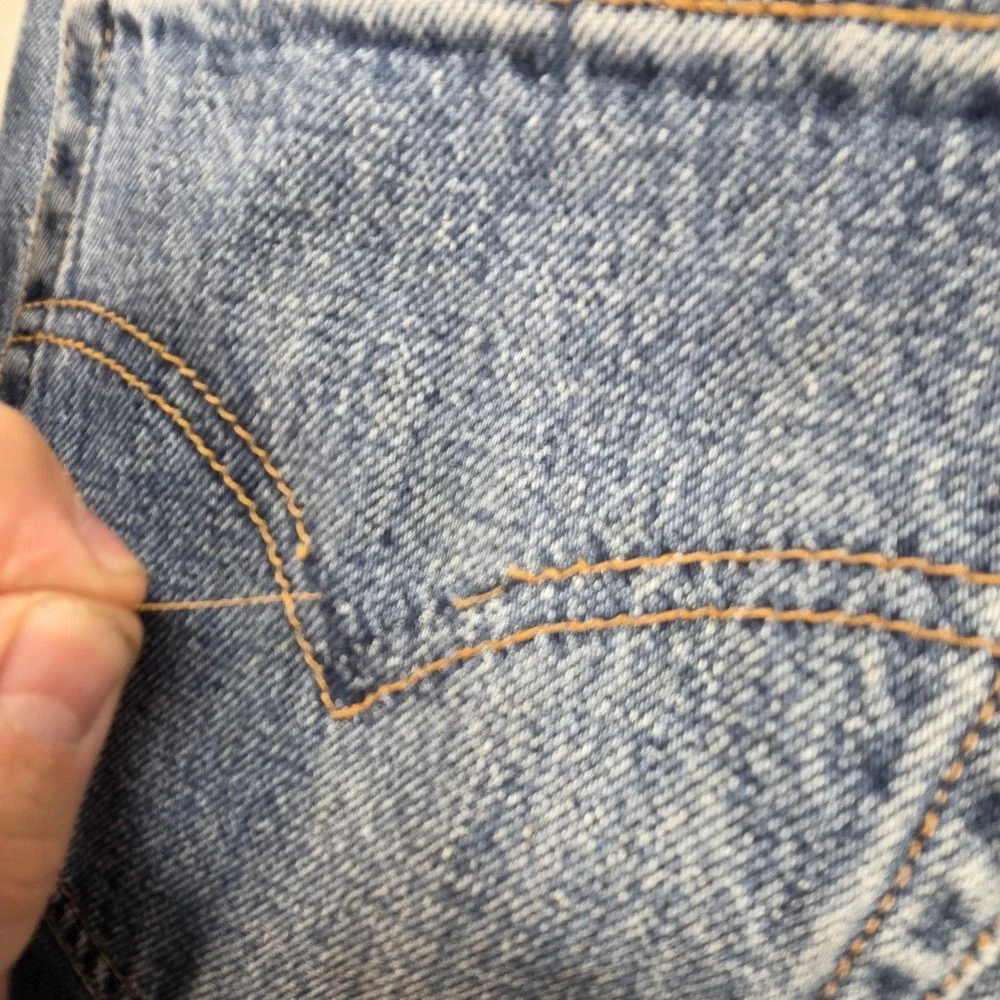 VTG Levis‎ 501 Jeans Mens Straight USA 90s Faint Stains Altered Hem Fits 30x28